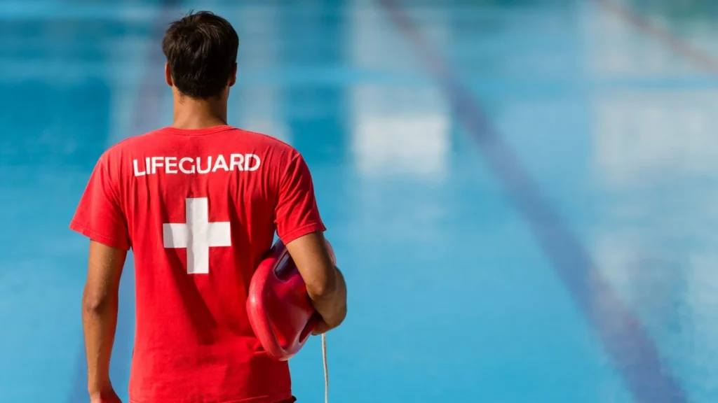 Everything You Need to Know About Lifeguard Classes: Your Path to Becoming a Hero Lifeguard